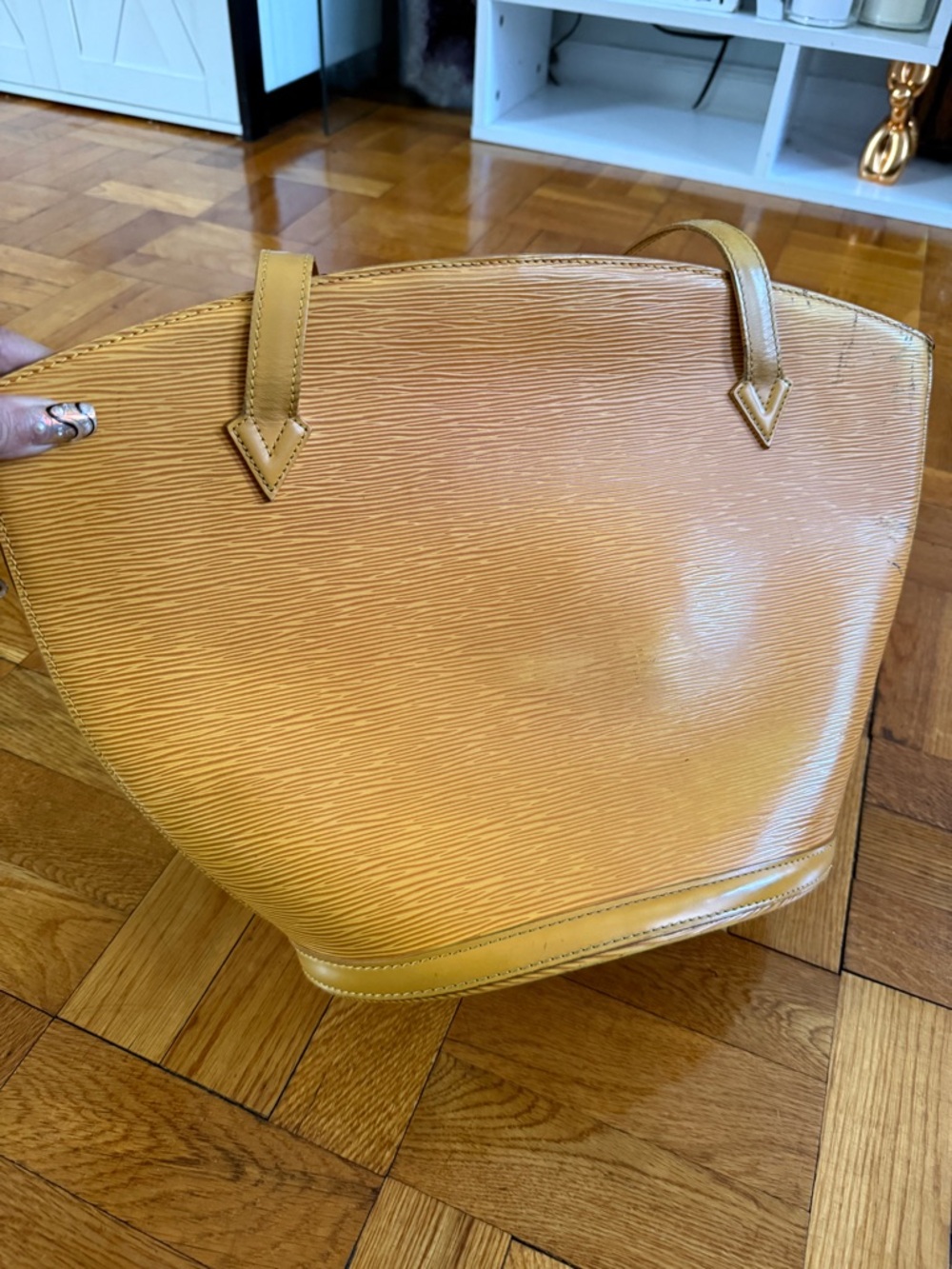 Yellow epi saint jacques Louis Vuitton bag - Picture 2 of 14